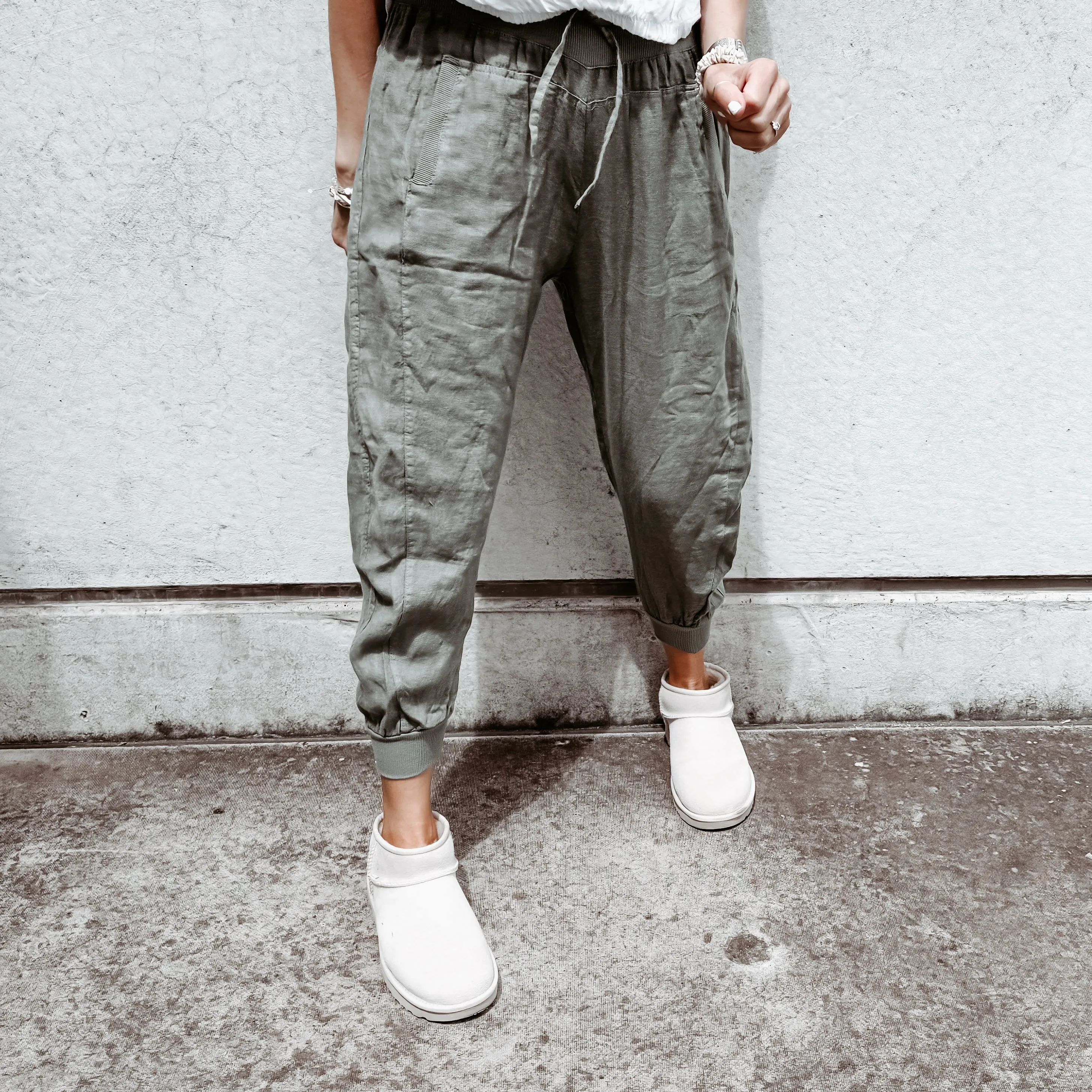 Light khaki LINEN ULTIMATE joggers